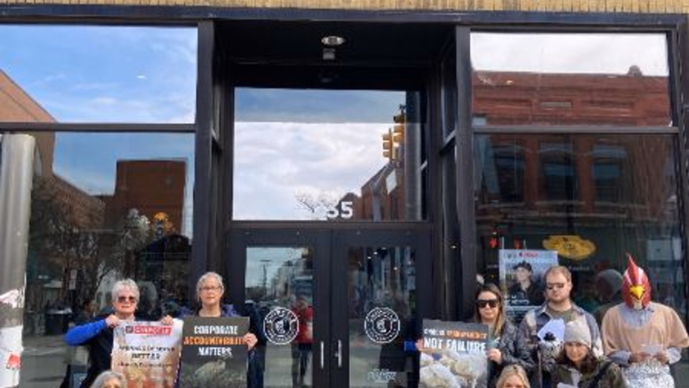Michigan: Mercy For Animals Chipotle Demonstration