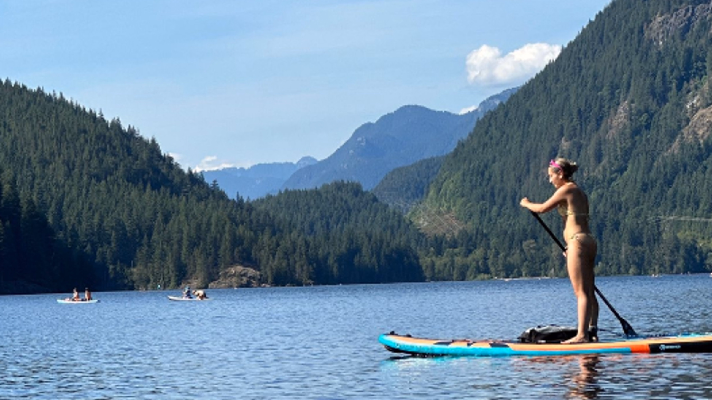 Lake Day Hangout with Vegan Girls Club