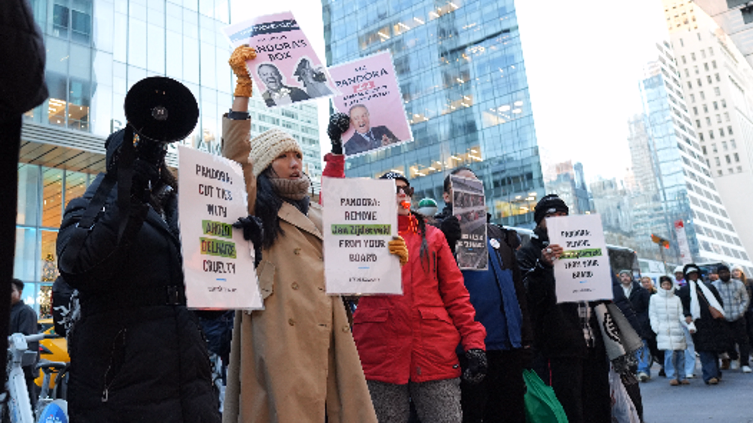 Protest Pandora's Ties to Animal Cruelty (Chicago, IL)