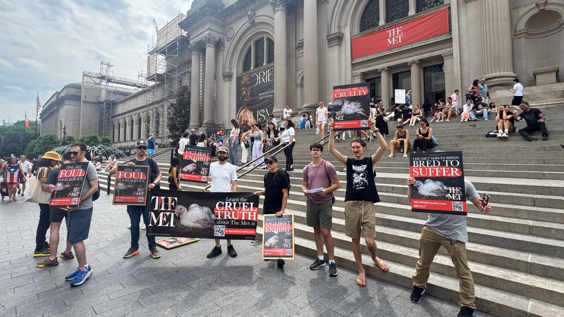 Frankenchicken Campaign against Compass Group at the Met