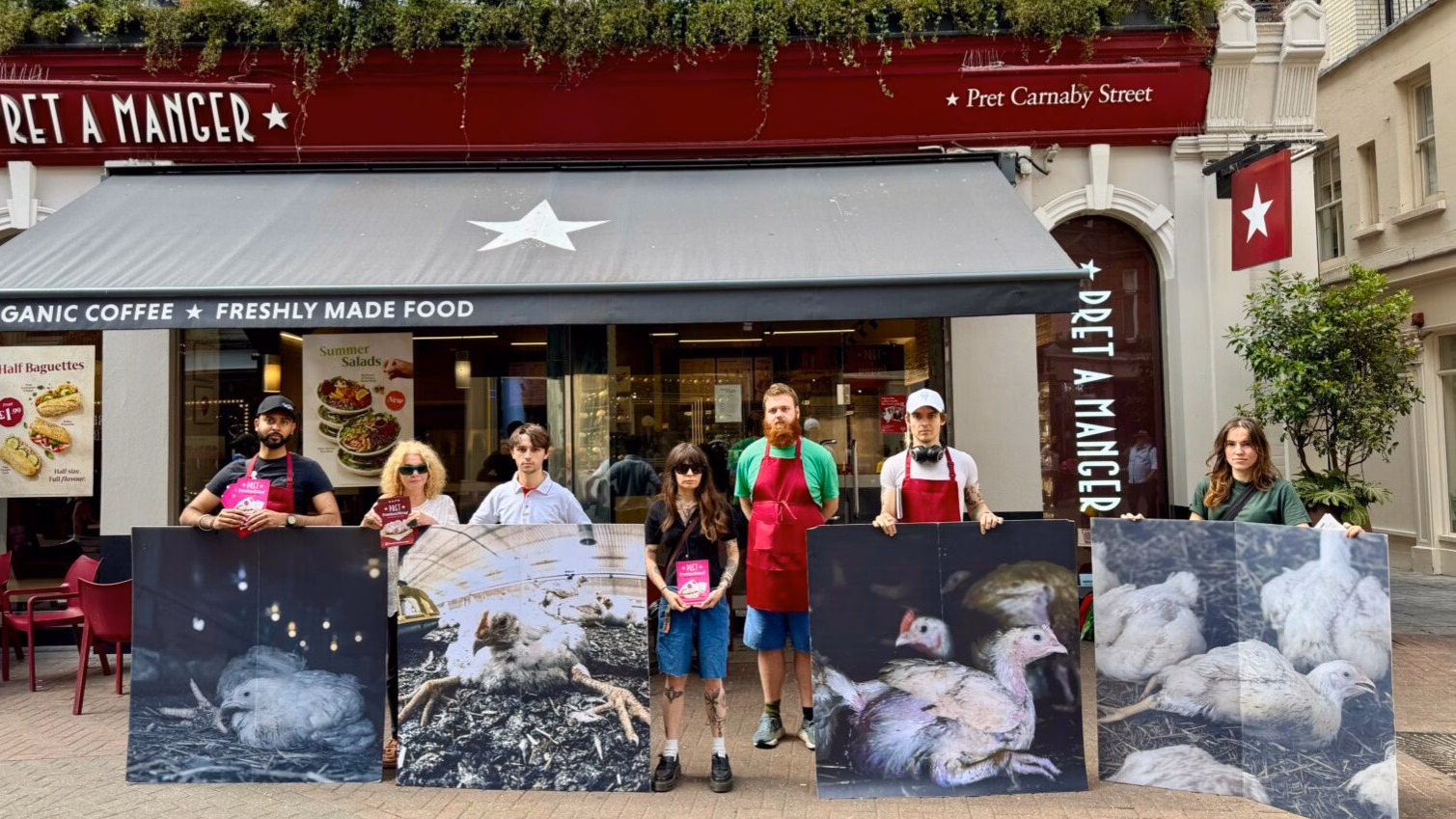 Outreach against frankenchicken outside Pret A Manger