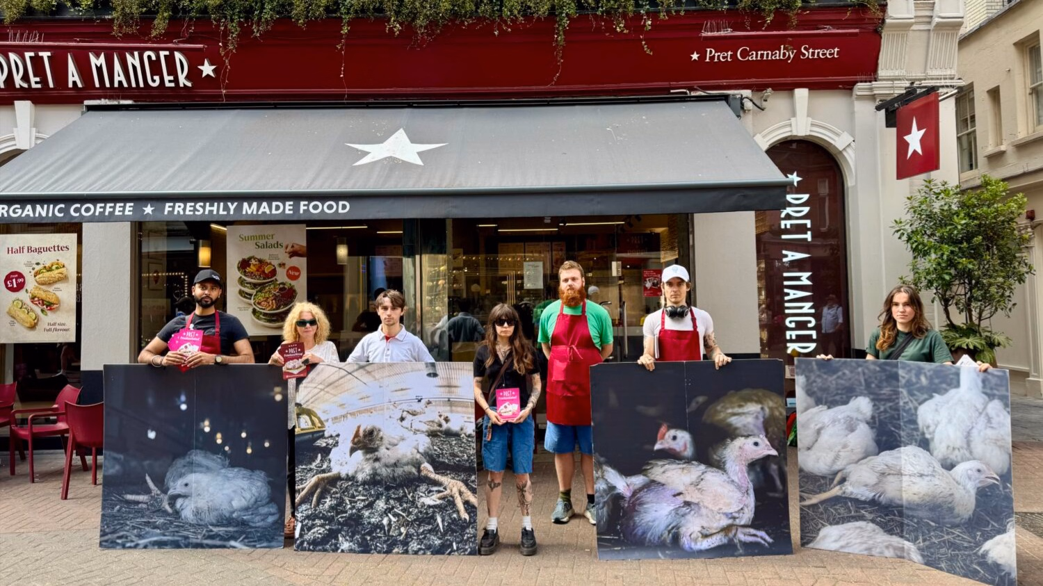 Outreach against frankenchicken outside Pret A Manger